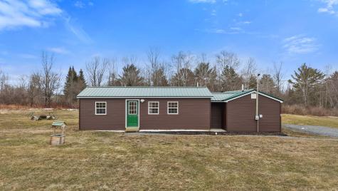 24 Indian Heights Drive Saint Albans ME 04971