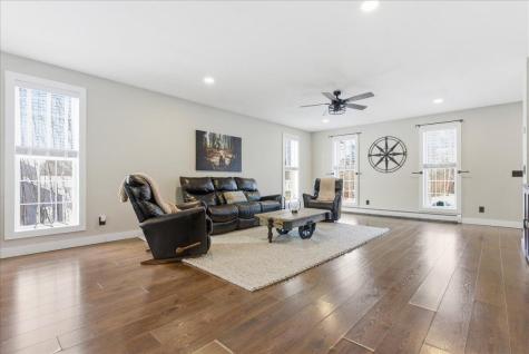 22 Woodside Drive Sabattus ME 04280