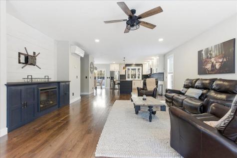 22 Woodside Drive Sabattus ME 04280