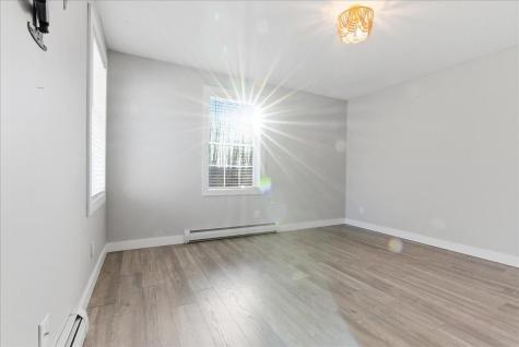 22 Woodside Drive Sabattus ME 04280