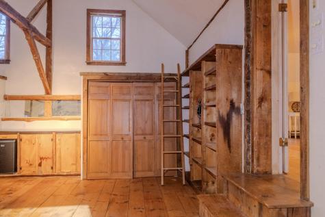 117 Blackstrap Road Falmouth ME 04105