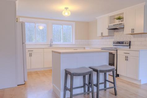 117 Blackstrap Road Falmouth ME 04105