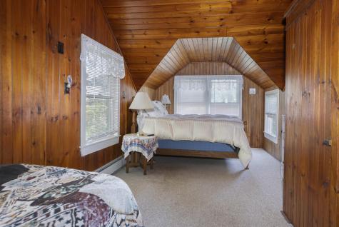 364 Island Avenue Portland ME 04108