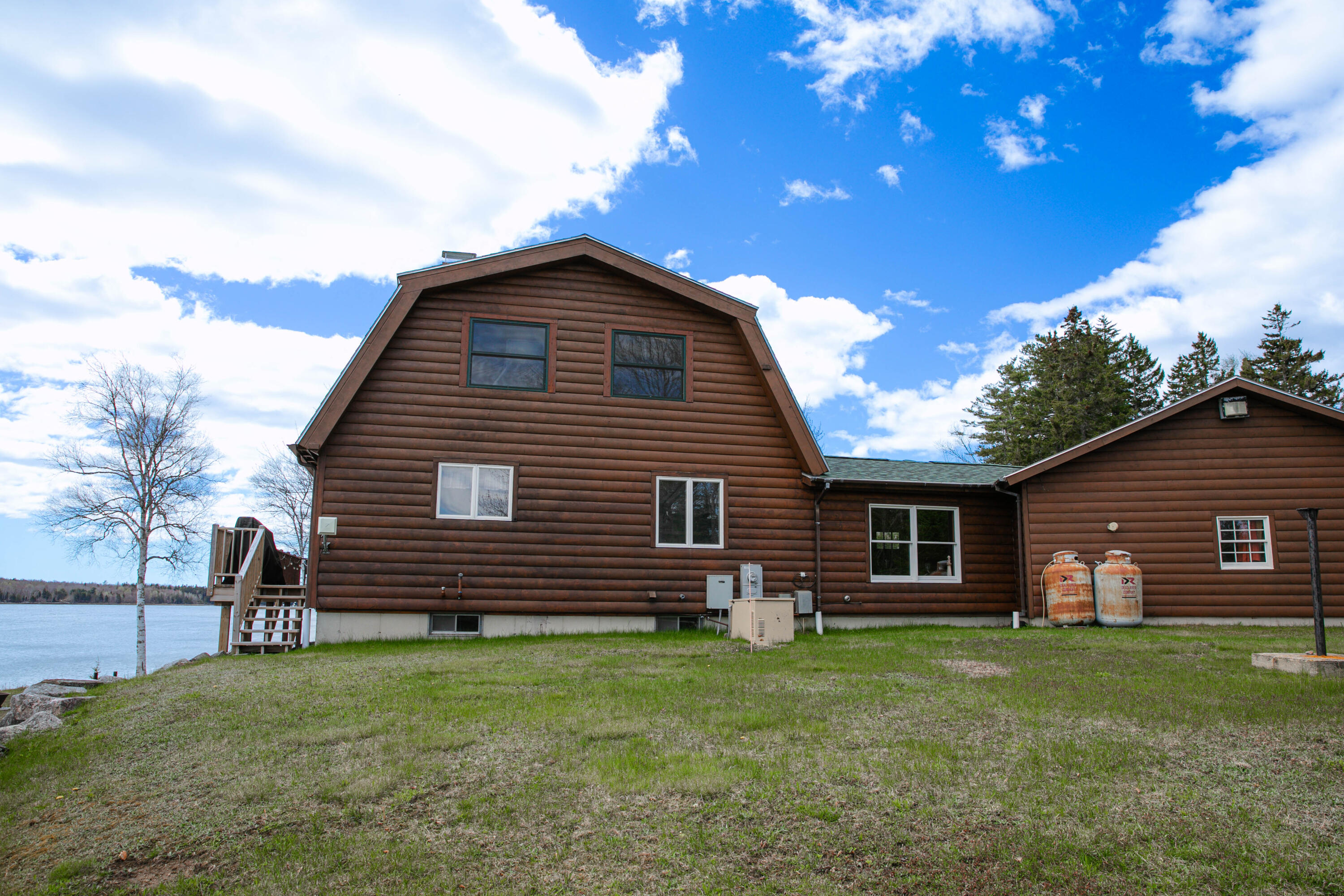 10 Spruce Reach Gouldsboro ME 04607