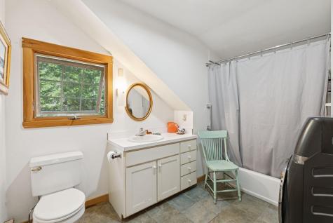 13 Eggemoggin Way Harpswell ME 04079