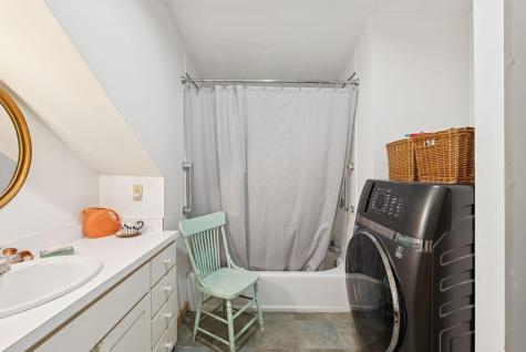 13 Eggemoggin Way Harpswell ME 04079