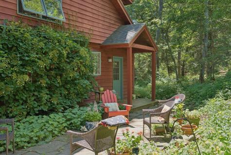 13 Eggemoggin Way Harpswell ME 04079