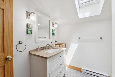 13 Eggemoggin Way Harpswell ME 04079