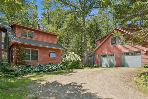 13 Eggemoggin Way Harpswell ME 04079