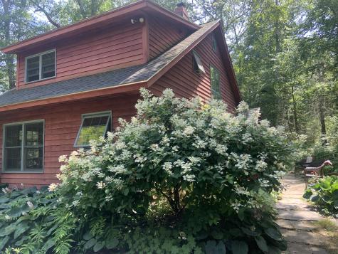 13 Eggemoggin Way Harpswell ME 04079