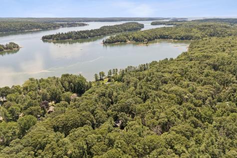 13 Eggemoggin Way Harpswell ME 04079