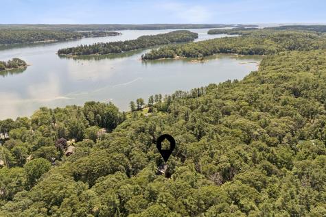 13 Eggemoggin Way Harpswell ME 04079