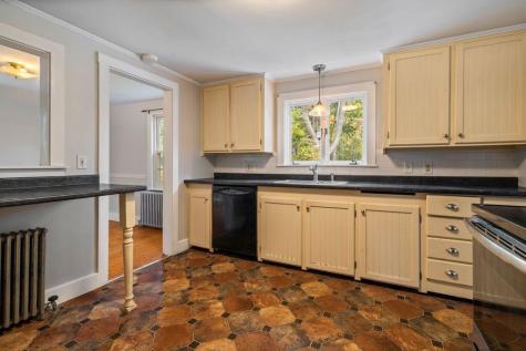 13 Waterhouse Court Westbrook ME 04092