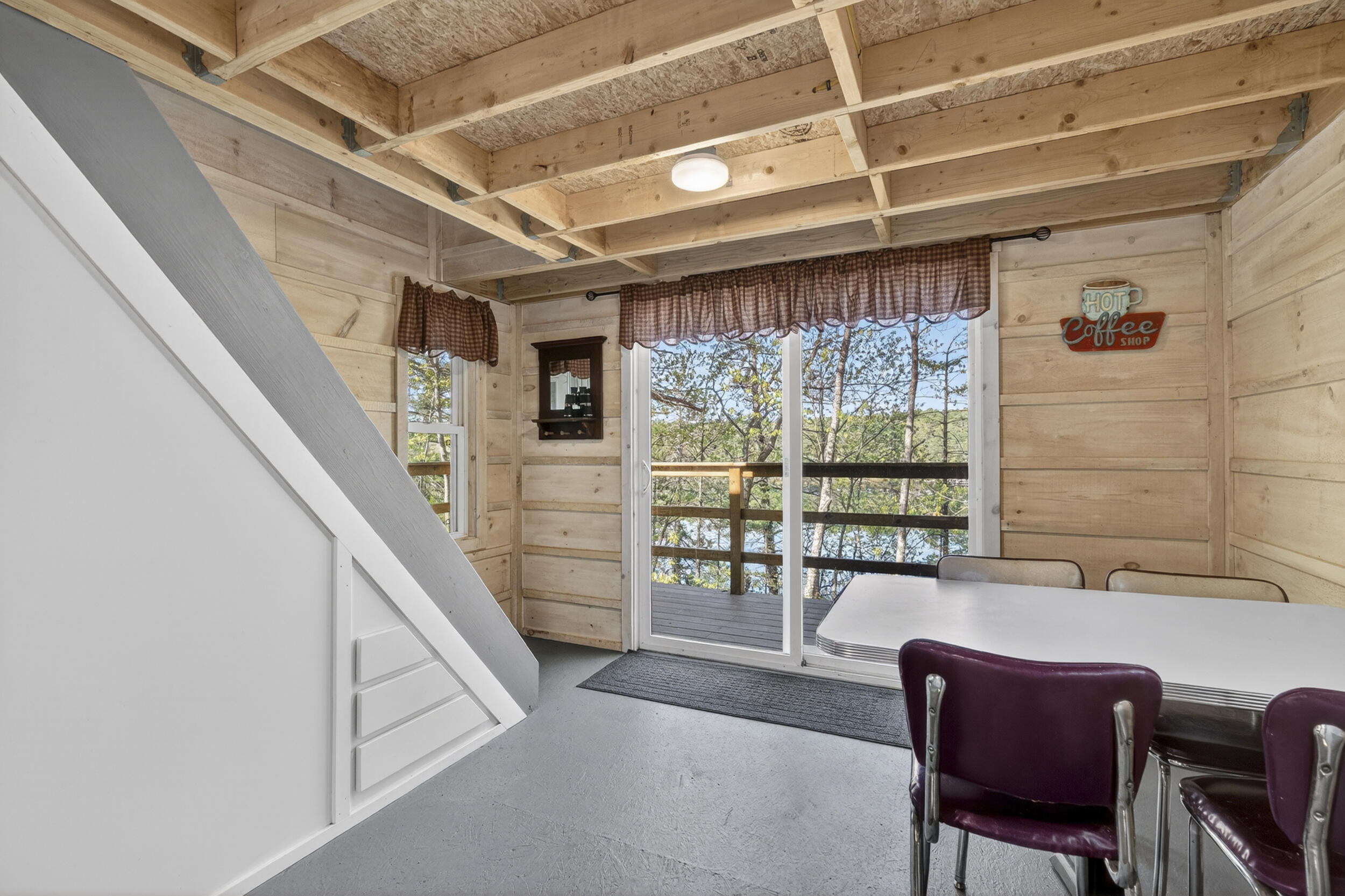 188 Caldwell Lane Oxford ME 04270