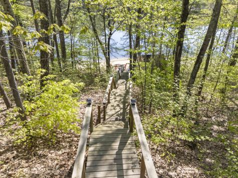 188 Caldwell Lane Oxford ME 04270