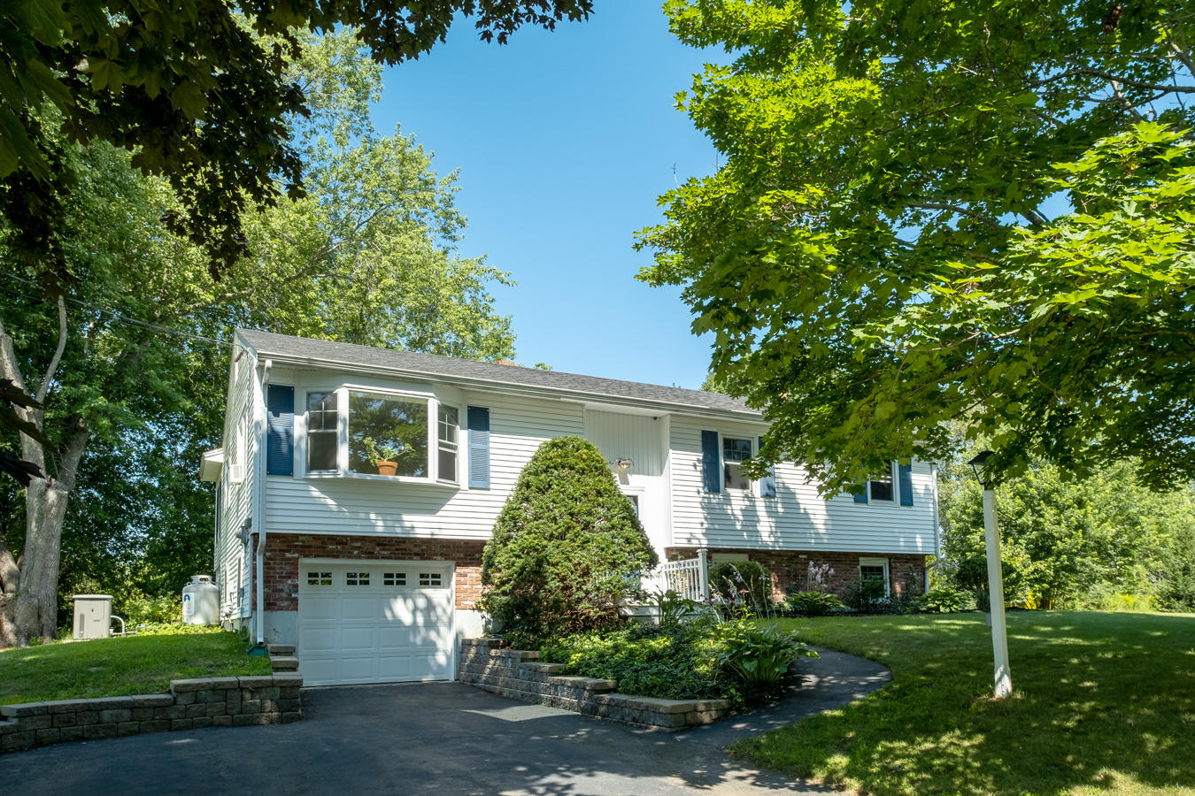 9 Old Mast Road York ME 03909