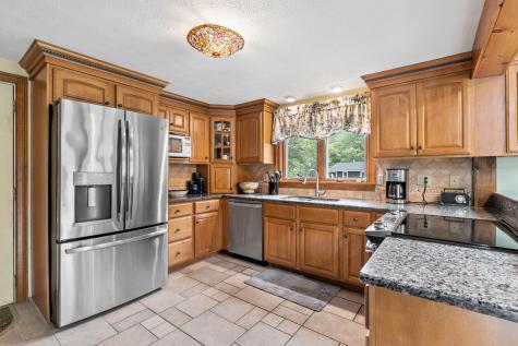 10 Inspiration Point Waterboro ME 04030