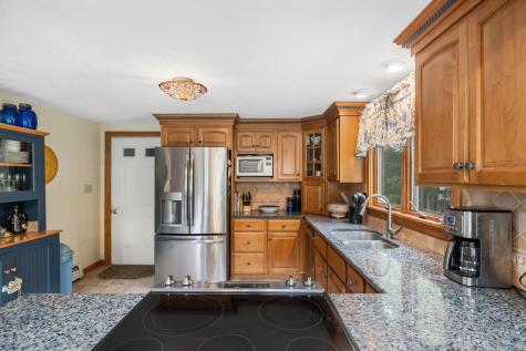 10 Inspiration Point Waterboro ME 04030