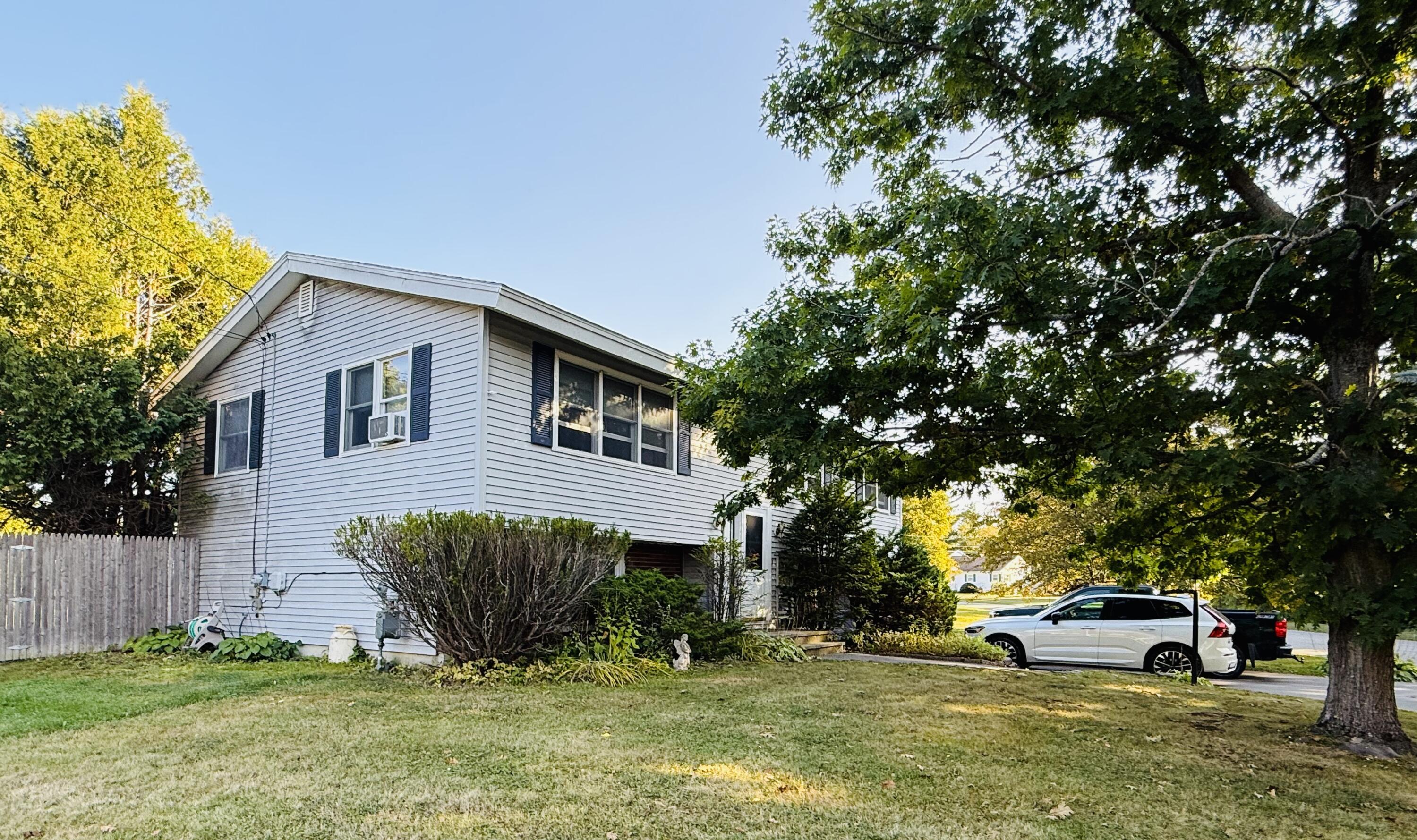 6 Lorraine Avenue Brewer ME 04412