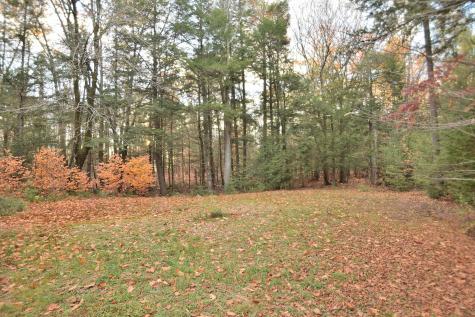 35 Halls Way Raymond ME 04071