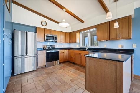 10 Sunset Drive Holden ME 04429