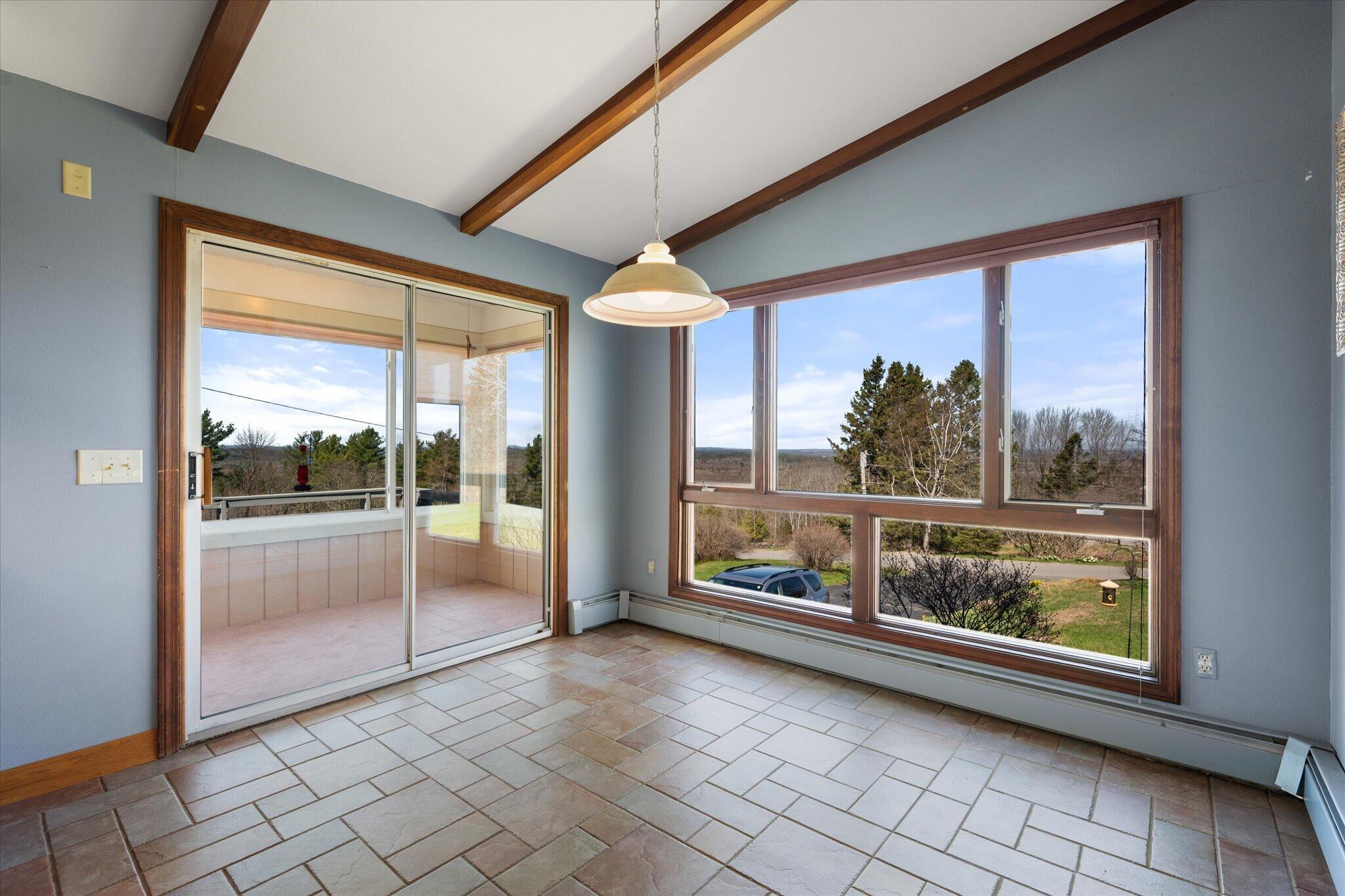 10 Sunset Drive Holden ME 04429