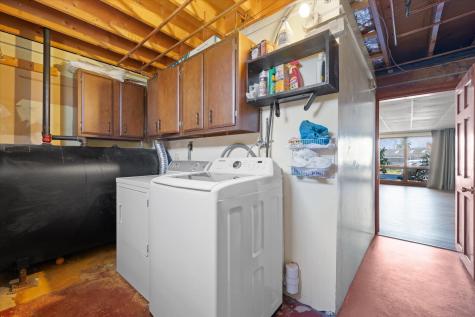 10 Sunset Drive Holden ME 04429