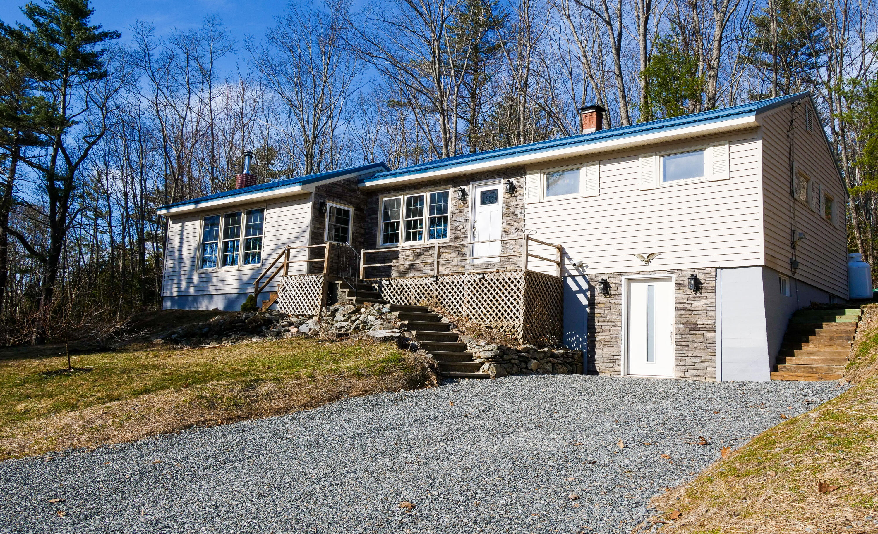 16 Gardner Road Orono ME 04473