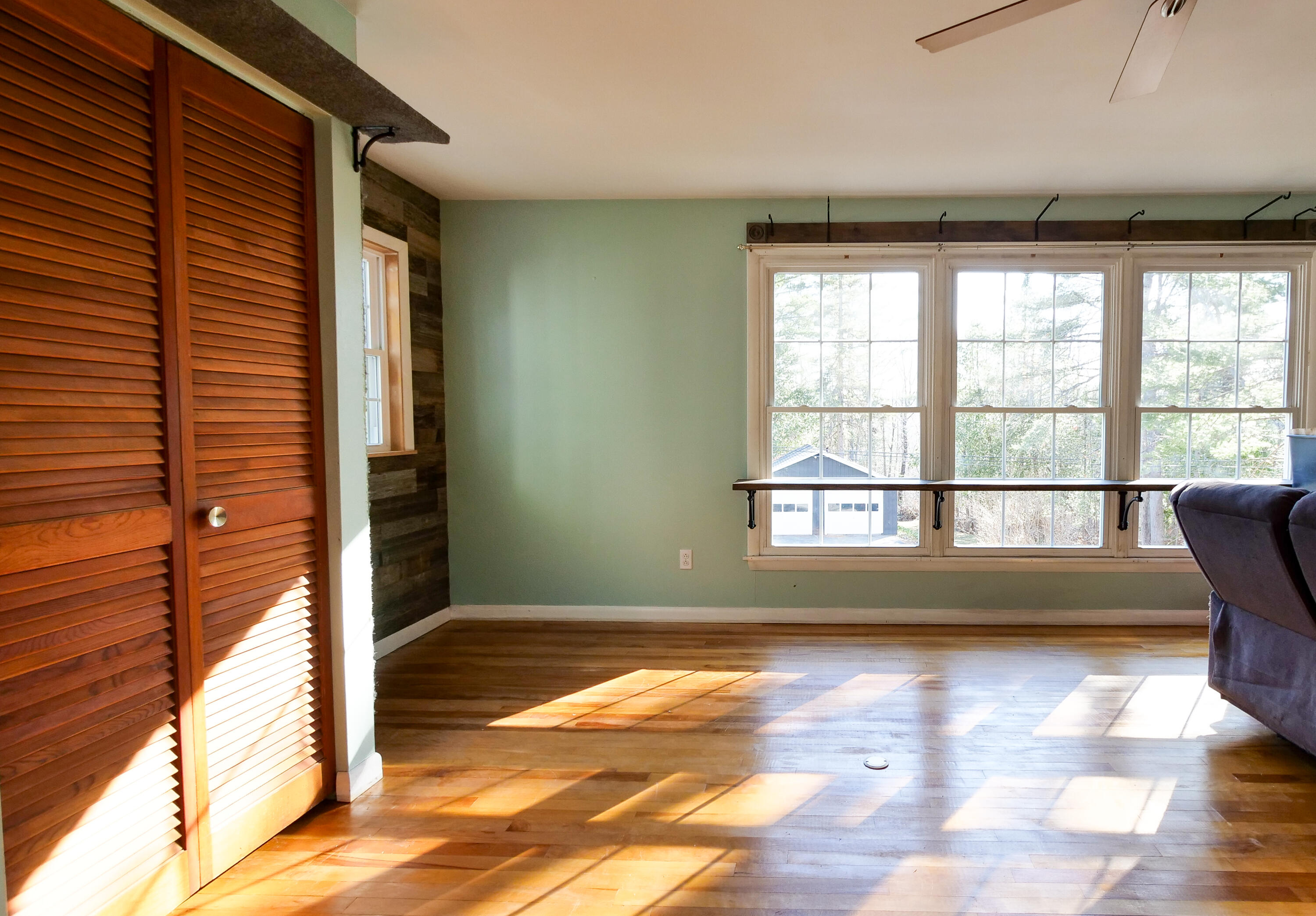 16 Gardner Road Orono ME 04473