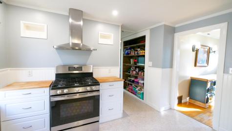16 Gardner Road Orono ME 04473