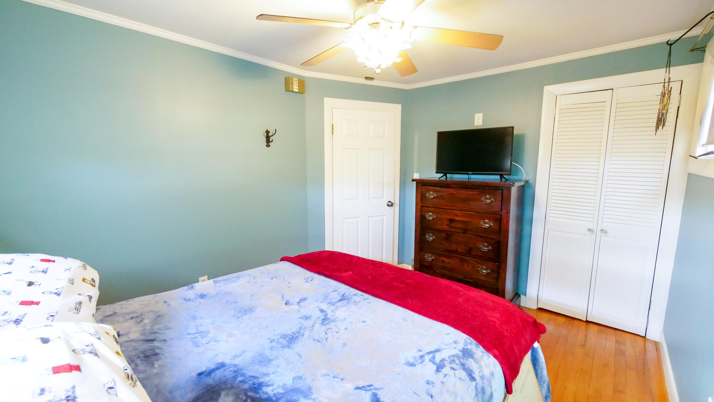 16 Gardner Road Orono ME 04473