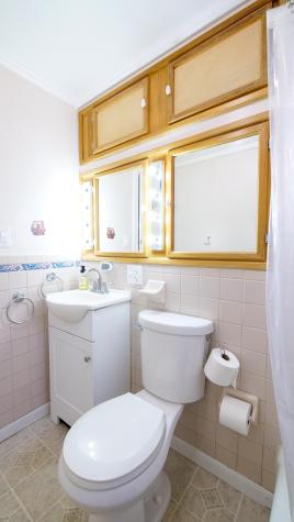16 Gardner Road Orono ME 04473