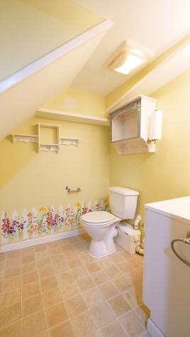 16 Gardner Road Orono ME 04473