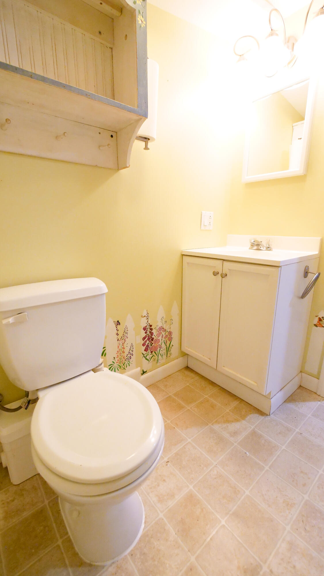 16 Gardner Road Orono ME 04473