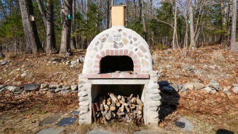 16 Gardner Road Orono ME 04473