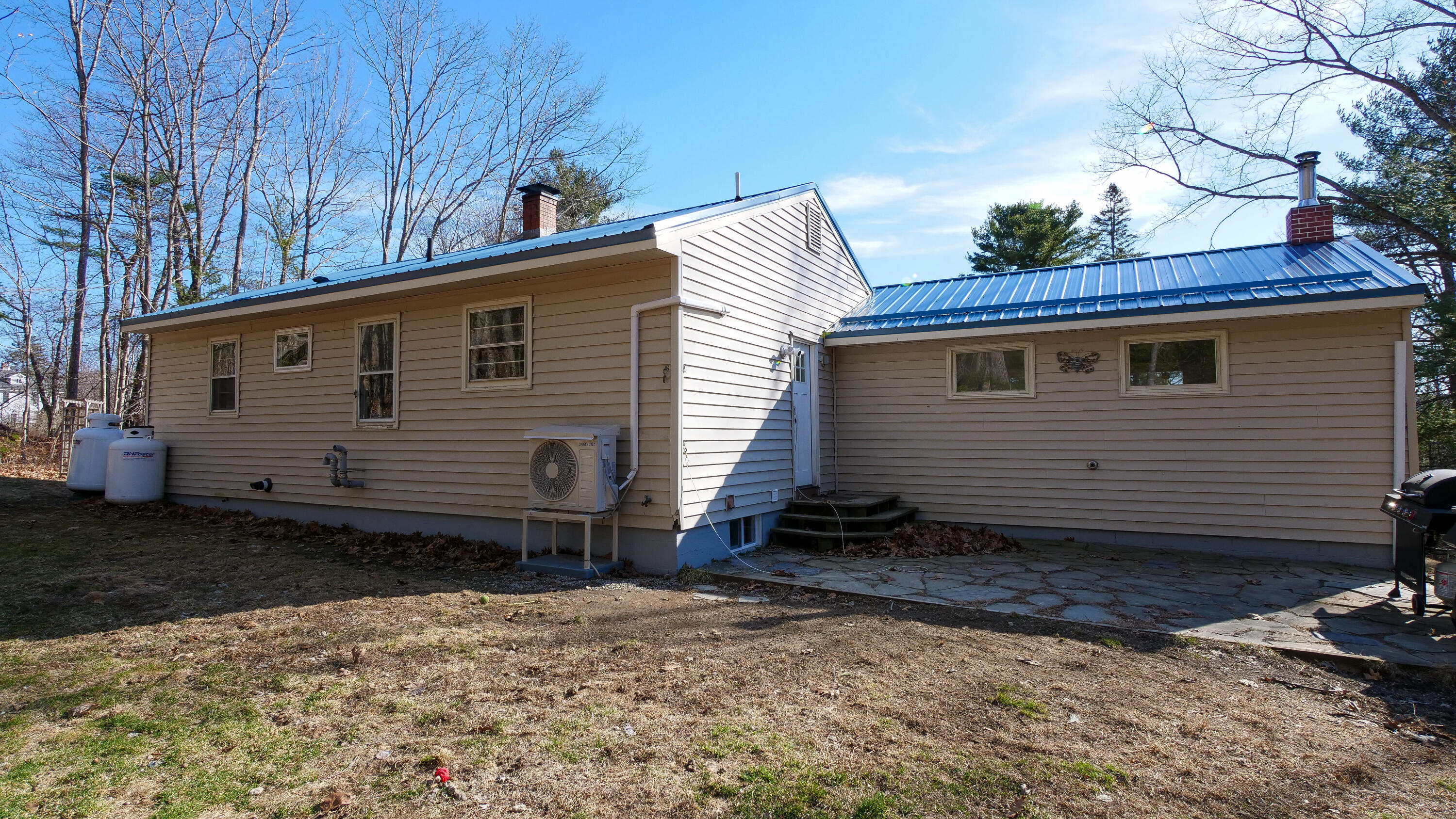 16 Gardner Road Orono ME 04473