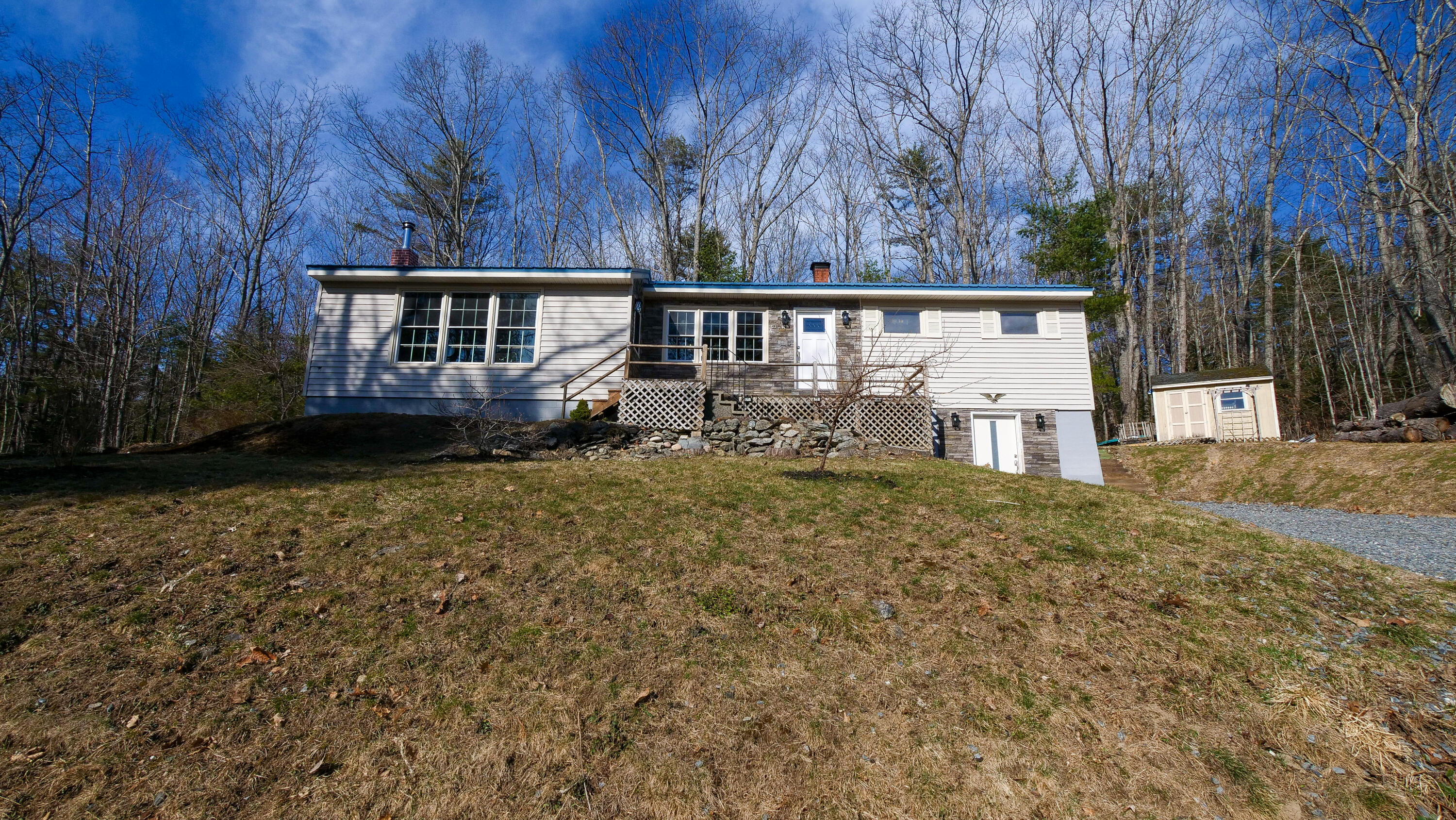 16 Gardner Road Orono ME 04473