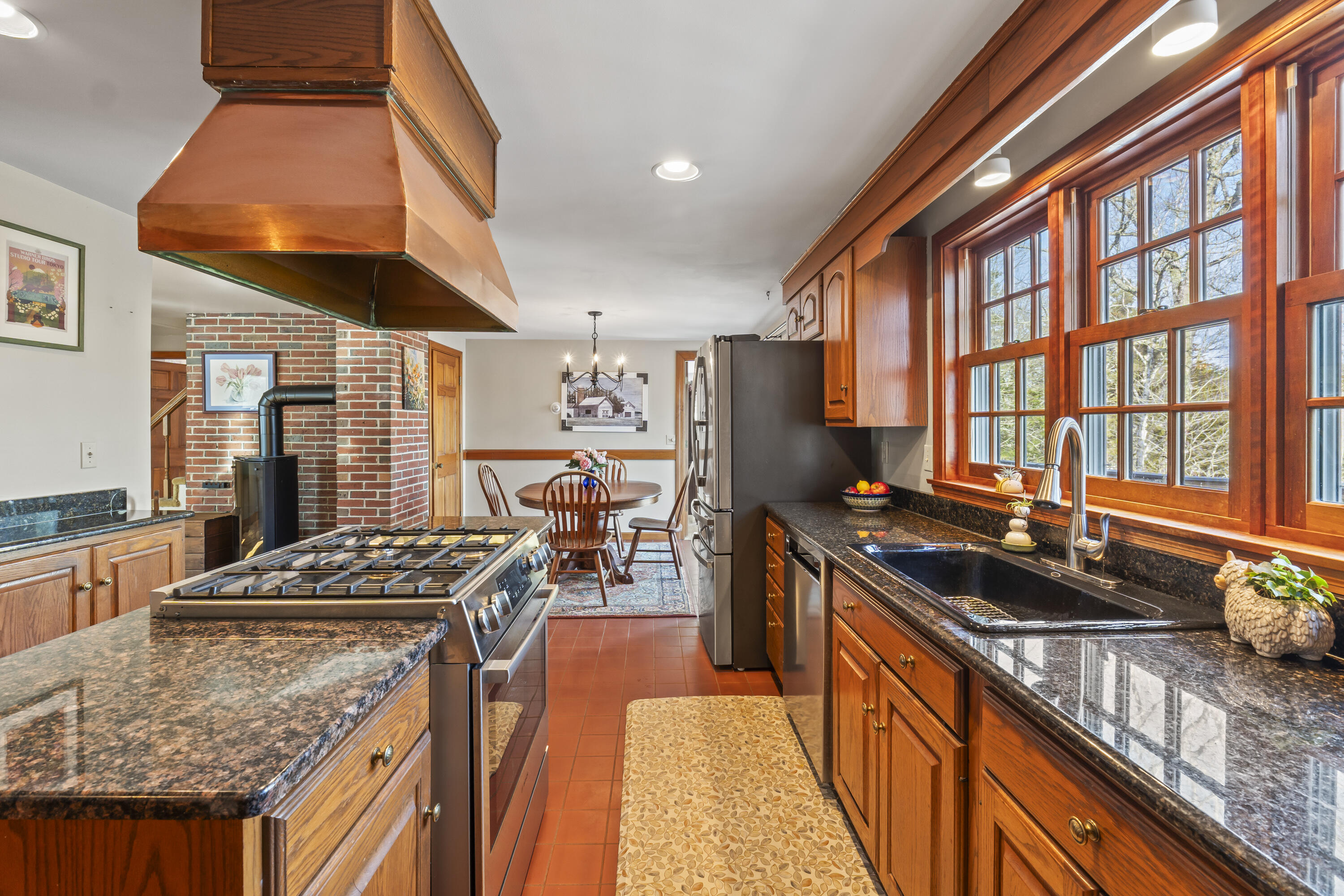 208 Youngs Point Road Wiscasset ME 04578