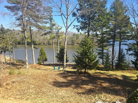208 Youngs Point Road Wiscasset ME 04578