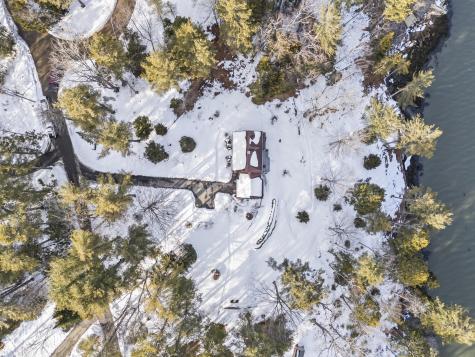208 Youngs Point Road Wiscasset ME 04578