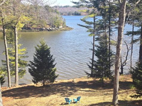 208 Youngs Point Road Wiscasset ME 04578