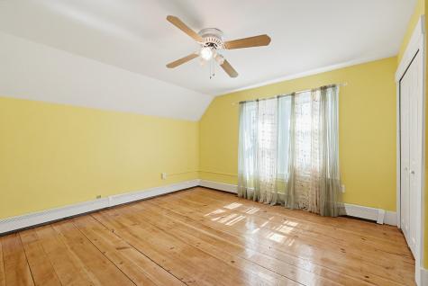 13 Edmund Street Sanford ME 04083