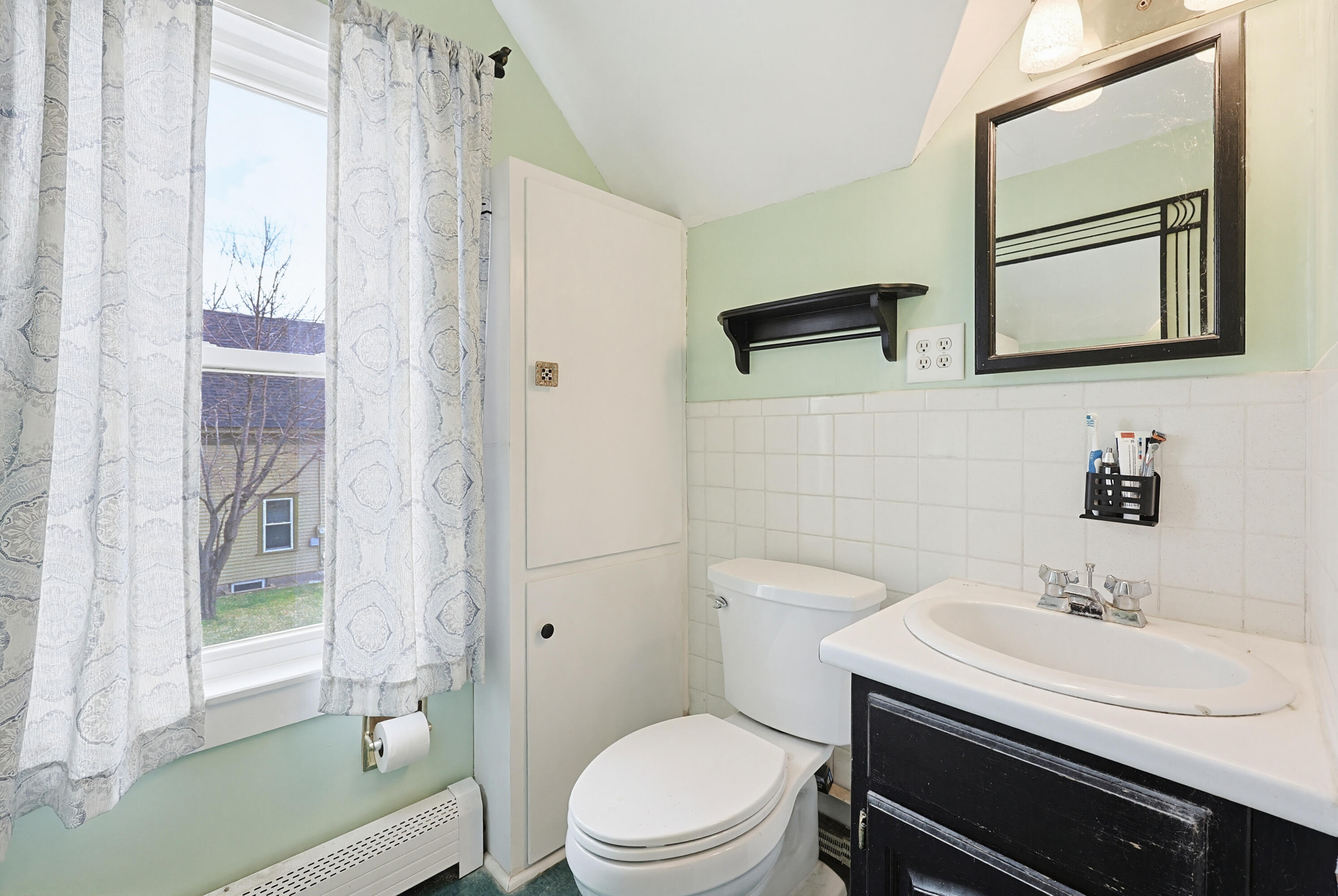 13 Edmund Street Sanford ME 04083