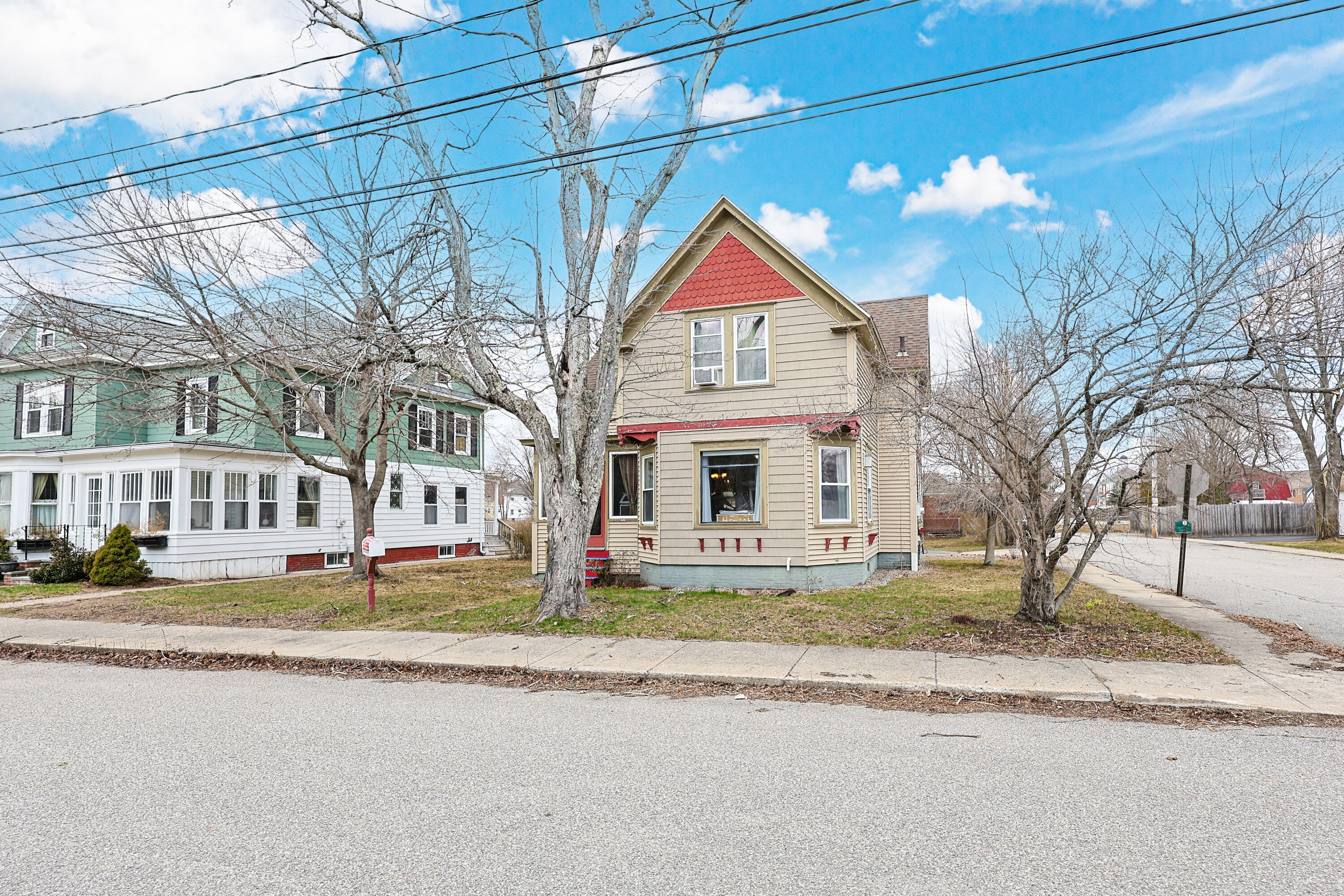 13 Edmund Street Sanford ME 04083