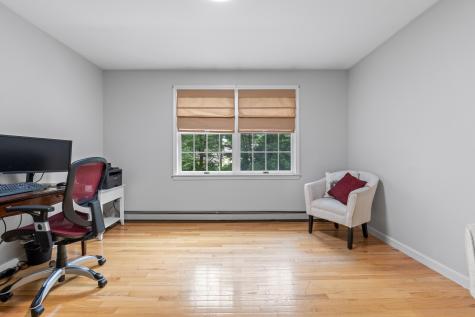 8 Chestnut Road Brunswick ME 04011