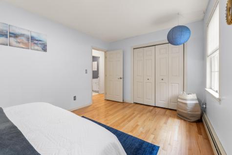 8 Chestnut Road Brunswick ME 04011