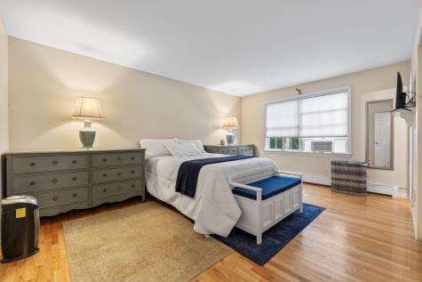 8 Chestnut Road Brunswick ME 04011