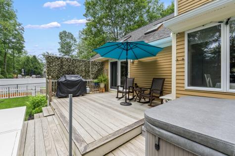 8 Chestnut Road Brunswick ME 04011