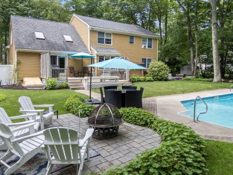 8 Chestnut Road Brunswick ME 04011