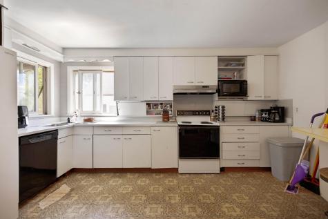 67 Saint Croix Street Lewiston ME 04240
